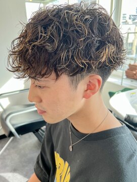 ウェイビーエフティフィフス 横浜西口(WAVEY ft.fifth) 波巻きスパイラルパーママッシュショート無造作パーマ刈り上げ