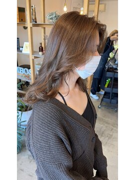 アンボス(Ambos) ラテベージュ