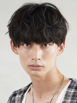 レタッチバイフィフス(RETOUCH by fifth) センターパートカルマヘアニュアンスパーマ韓国シャドウパーマ