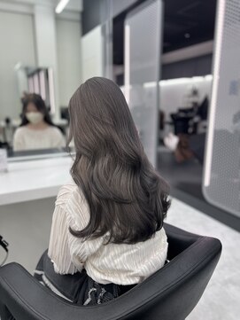 ユナイテッド 横浜(UNITED) 【RYUTA指名限定】シルバーグレージュ