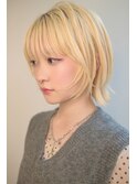 ハイトーン×レイヤーボブで叶える透明感ショート
