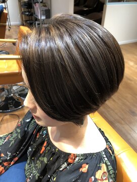 オリバ ヘアー(OLIBA HAIR) かっこかわいいショートボブ♪