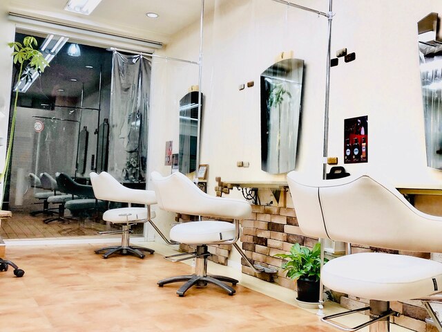 ヘアスタジオ ルピナス(Hair studio lupinus)