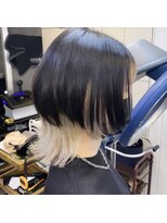 キャラ シャローネ 池袋(Chara Chalone)&nbsp;インナーホワイトのウルフカット【池袋】