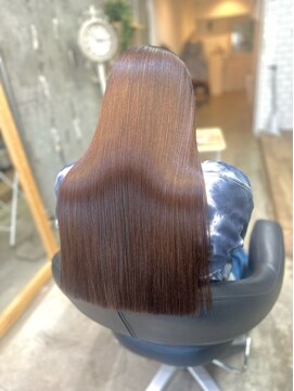 ララク(RARAQ) 美髪矯正/髪質改善ストレート/酸性ストレート/縮毛矯正