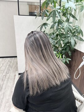 ベルヘアーデザイン 堺東(Belle hair Design) バレイヤージュ/グラデーション/グラデーションカラー/外国人風