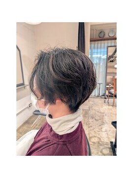 グラス(grass) 前下がり　ショートボブ　クセを活かす