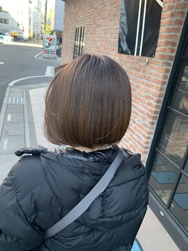 オーガニック アトリエ 大宮(organic+atelier) 20代30代大人可愛い小顔ボブ前下がりショートハイライト