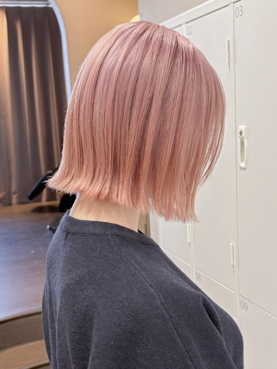 ピンクベージュ/ブリーチ/表参道/原宿/ボブ/女性美容師