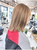 ホワイトベージュ　ケアブリーチ