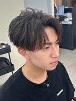 ハイパー ヨコハマ(HYPER yokohama) 刈り上げセンターパート