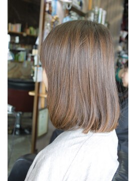 人気のロブカット 骨格補正カットで顔を小さく L オーバーキャプテンネイキッド Over Captain Naked のヘアカタログ ホットペッパービューティー
