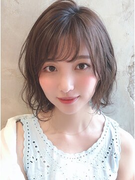 アフロート ルヴア(AFLOAT RUVUA) AFLOAT RUVUA新宿京佳『小顔ゆるふわミニボブと柔らかアッシュ』