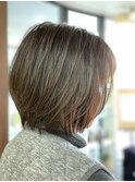 40代50代60代/大人可愛い/丸み前下がりひし形/ベージュカラー