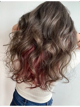 ヘアーデザイン ディープ(Deep) ミルクティー×チェリーピンク