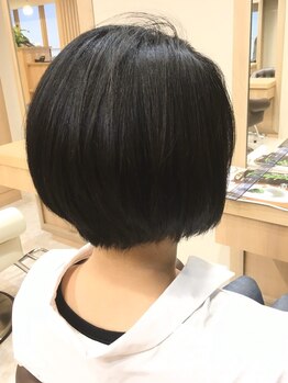 ヘアサロンアンドヘアメイクディー(hair salon hair make D)の写真/気になり始めた白髪もしっかりカバーしてお洒落が楽しめる♪グレイカラーでも明るくキレイに染められる！