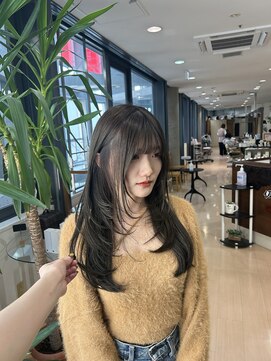 ヘアサロン アウラ(hair salon aura) Olivecolor × 顔周り layerstyle