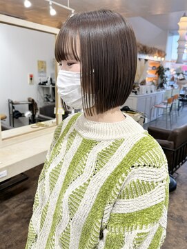 ユラギフロムユイマァル 水島店(YURAGI from YUIMARL) 切りっぱなし×オリーブベージュ