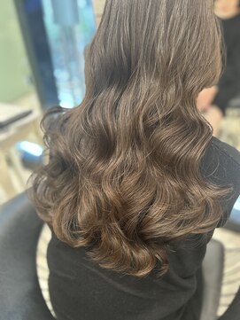 アピッシュ ギンザ(apish ginza) コテ巻きパーマ/韓国風パーマ/伸ばしかけロブパーマ/学割U24