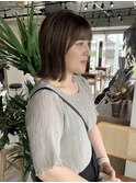 明るめオリーブベージュ