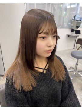 ダル 渋谷/表参道(DAL.) イメチェン韓国風レイヤー美髪パッツン前髪ベージュカラー