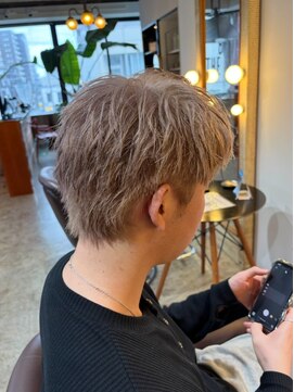 ビハインドザカーテン(BEHIND THE CURTAIN) メンズ×スパイキーショート×ハイトーンカラー×ミルクティー