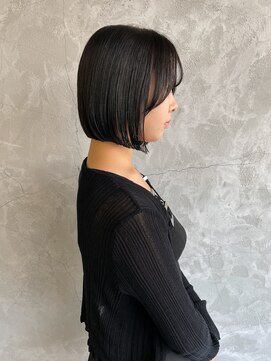 ウシワカマルイースト(ushiwakamaru East) あご下ボブ