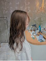 ナル(NALU)&nbsp;フレンチガーリーパーマ×ロング