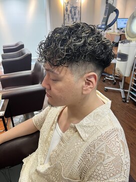 スリーク 吹田店(Sleek) スペインカールスタイル