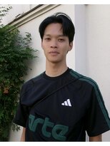 ヒントステーション フォーメンズ(HINTSTATION for Men's)&nbsp;〈浅草 半個室〉 センターパート/ナチュラル