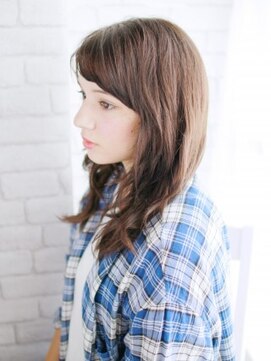 ナル 白山神社参道通り店(nalu) 外ハネカールのアクティブスタイル