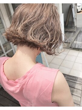 ムジーク(Musiiik) クリーミーベージュカラー