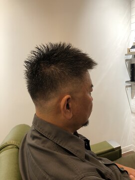 ヘアーズ ゴッチ(HAIRS GOTTI) ツンツンフェード