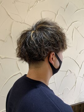 ナディアバイカリス(Nadia by charis) ツイストスパイラル|ハイライト|フェード|波巻き