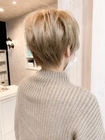 キャアリー(Caary) 福山市 美容院人気ショートヘアCaary　イルミナカラー