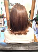外はねベージュアッシュ