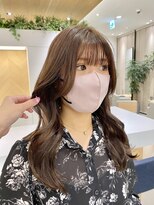 韓国レイヤーカット巻き髪ヘアアレンジエギョモリヨシンモリ