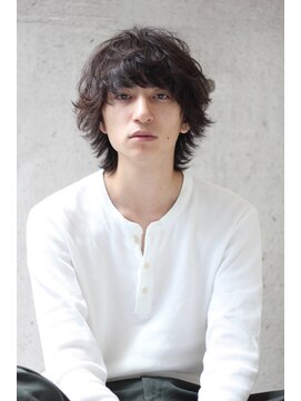 イルウィ(irwi) 【メンズヘア】ミディアムマッシュウルフ