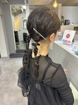 アンルポン 梅田(un le pont) 【un le pont梅田】タイトツインヘアセット◎