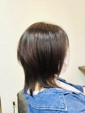 カルマ(CALMA) ★外はねウルフカット★