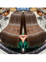 パドトロワ(Pas de trois)&nbsp;髪質改善トリートメント【グラメント】極上の艶体験