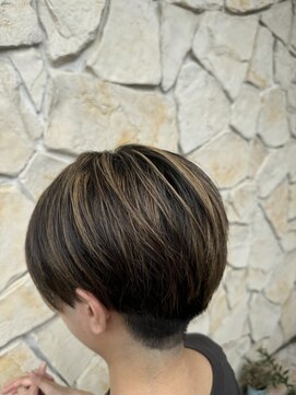 ヘアメイク ヴァロ(Hair Make VaLo) 刈り上げマッシュ