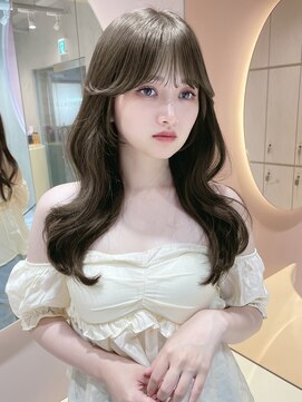 グロー 大宮(GLROW) 韓国風くびれ巻き　レイヤーカット　韓国　オリーブベージュ