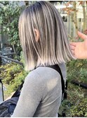 春のトレンド外国人風バレイヤージュとホワイトシルバーのボブ