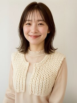 ミロア 薬院(miroa) 外ハネ くびれヘア 艶髪 シースルーバンク 30代 顔周りカット