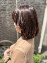 レナークソワン(LENAHC SOIN) 大人ミディアム  ふんわりレイヤーボブ