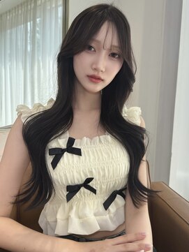 レイリー 原宿 表参道(Rayreee) 顔まわりレイヤーでつくる韓国美人ヘア