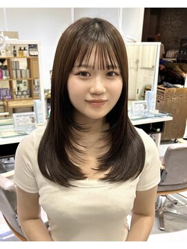 ネオリーブウリ 二子玉川店(Neolive uri) ミディアムヘア暗めカラーデザインカラーフェイスフレーミング