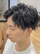 デプト(DEPT.) ツイストスパイラル縦落ちパーマルーズショート佐賀波巻きパーマ