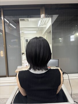 アウラ 近鉄八尾駅前店(Aura) 外ハネレイヤーボブ